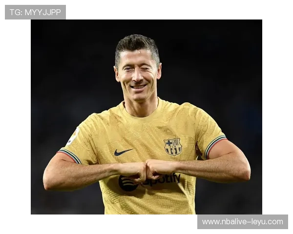 莱万多夫斯基刷新西甲进球纪录,成历史新标杆 莱万多夫斯基刷新西甲进球纪录,成历史新标杆